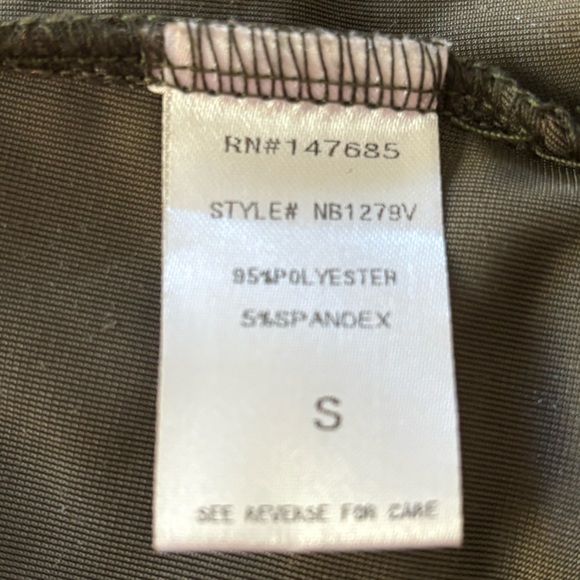 NUDE Green Velvet Off Ruffled Shoulder Bodysuit - Picture 4 of 6